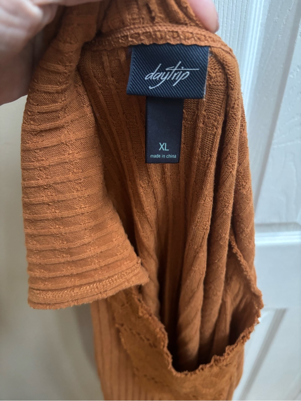 Daytrip Woman’s Rust Bell Sleeve Hooded Sweater w/ Crochet Trim, Size XL, EUC - Picture 5 of 5